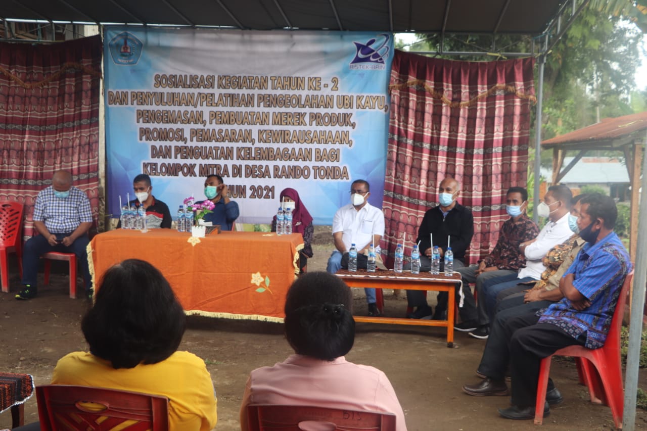 Buka  Kegiatan PKM Uniflor Di Nuabosi, Ini Harapan Bupati Djafar