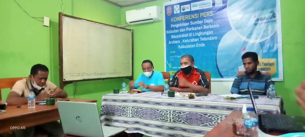Bisnis Perikanan Gurita Menjanjikan, Yayasan Tananua Flores Gandeng Yayasan Pesisir Lestari Dampingi Nelayan  Arubara Berikan Edukasi Soal Pentingnya Menjaga Ekosistem Laut