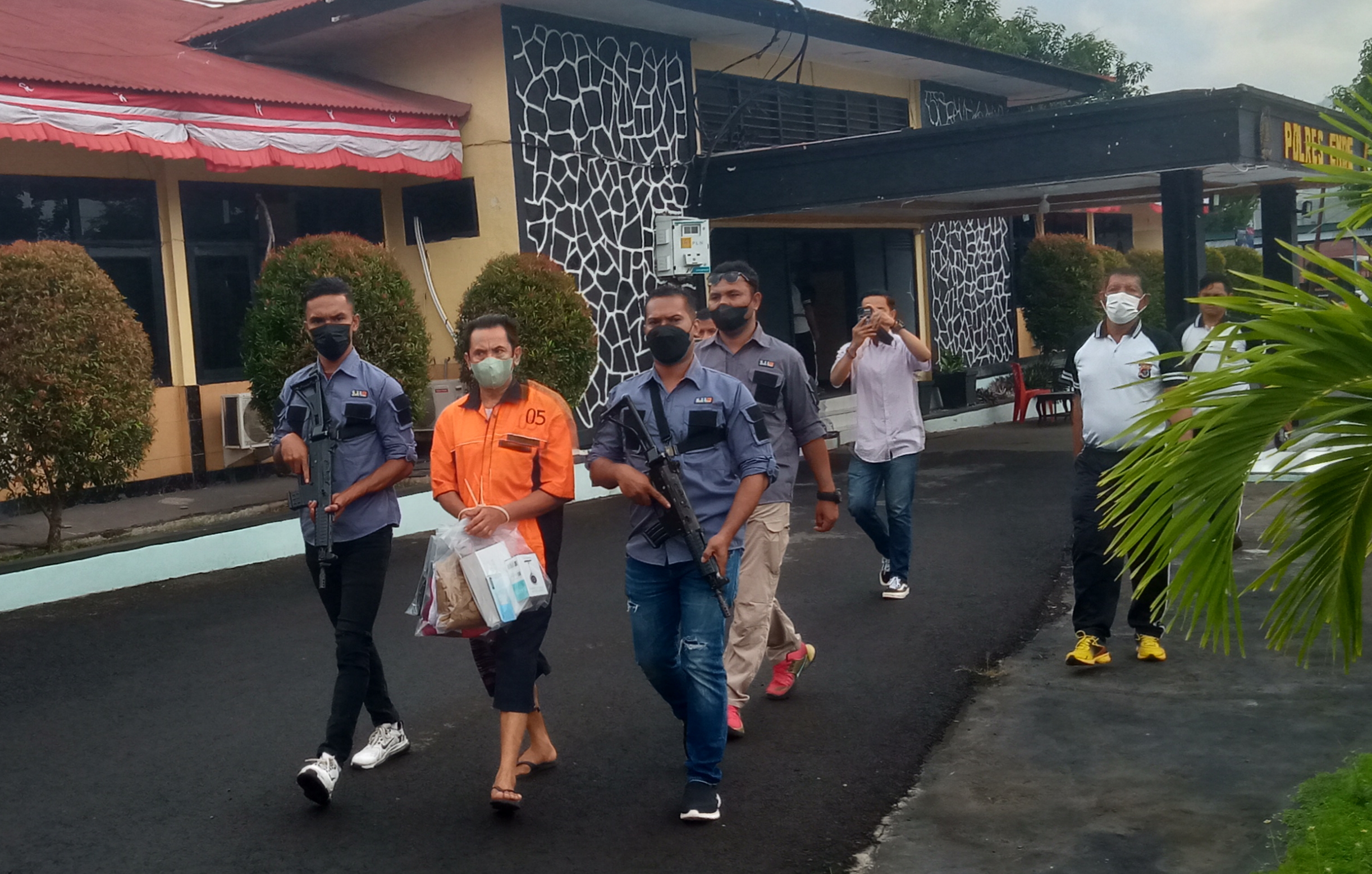 Berkas P 21 , Polisi Tahap Dua Tersangka Dan Barang Bukti Kasus Pencabulan Ke JPU
