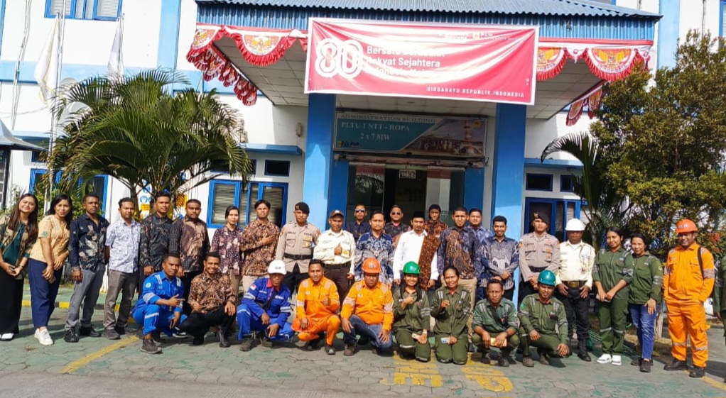 Peringati HUT RI Ke 80 , Manajemen PT PLN Nusantara Power Services PLTU Ropa Gelar Upacara Bendera. 