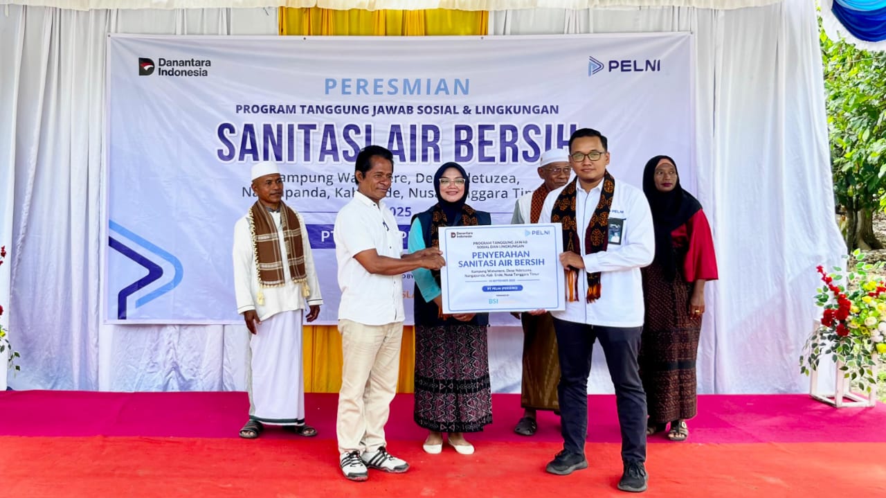 Fasilitas Sanitasi Air Bersih di Desa Ndetuzea, Bantuan PT PELNI Ende dan BSI Maslahat Diresmikan