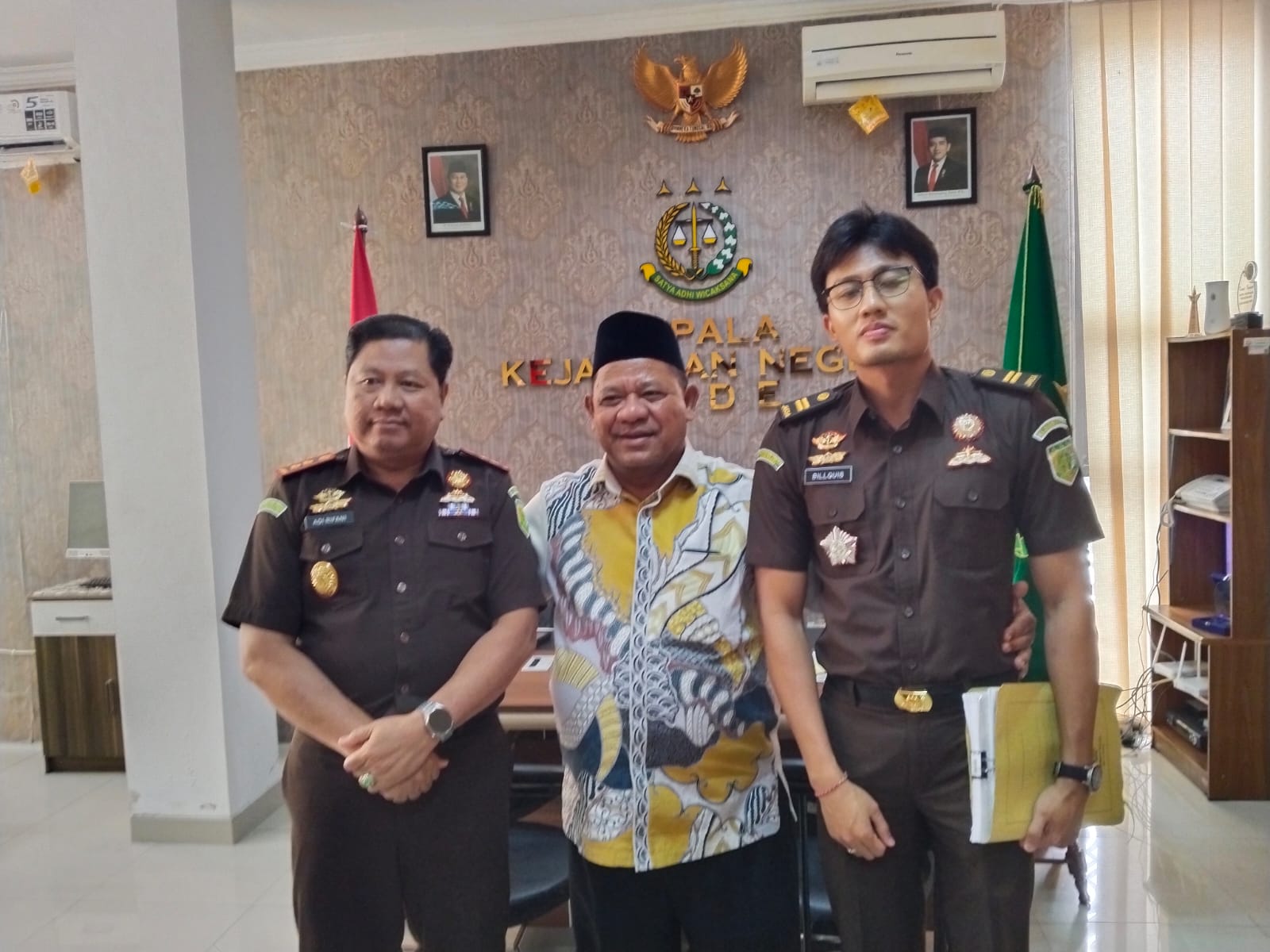 Di Duga Pelaksaan APBD Tahun 2025 Ada Penyimpangan, Ketua Fraksi PKB Serahkan Dokumen  Temuan Bangggar Ke Jaksa