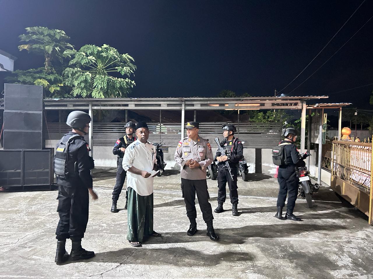 Pastikan Idul Adha Aman, Polres Ende dan Brimob Patroli Skala Besar Sambangi Lokasi Sholat